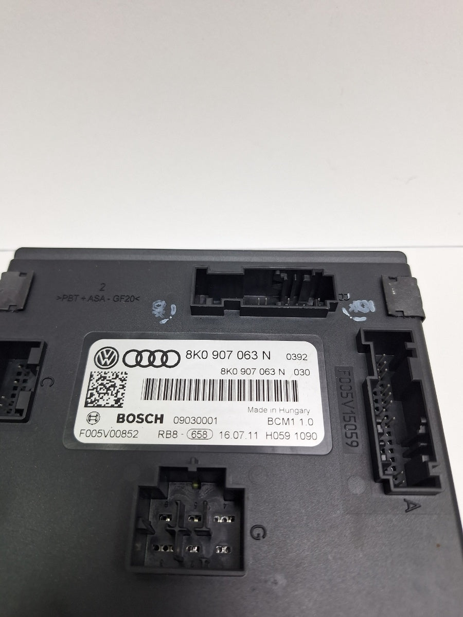 Modul de confort AUDI Q5 8RB 2008 -> 2.0 TDI quattro CAHA, CGLB, CMGA BOSCH F005V00852 8K0907063N
