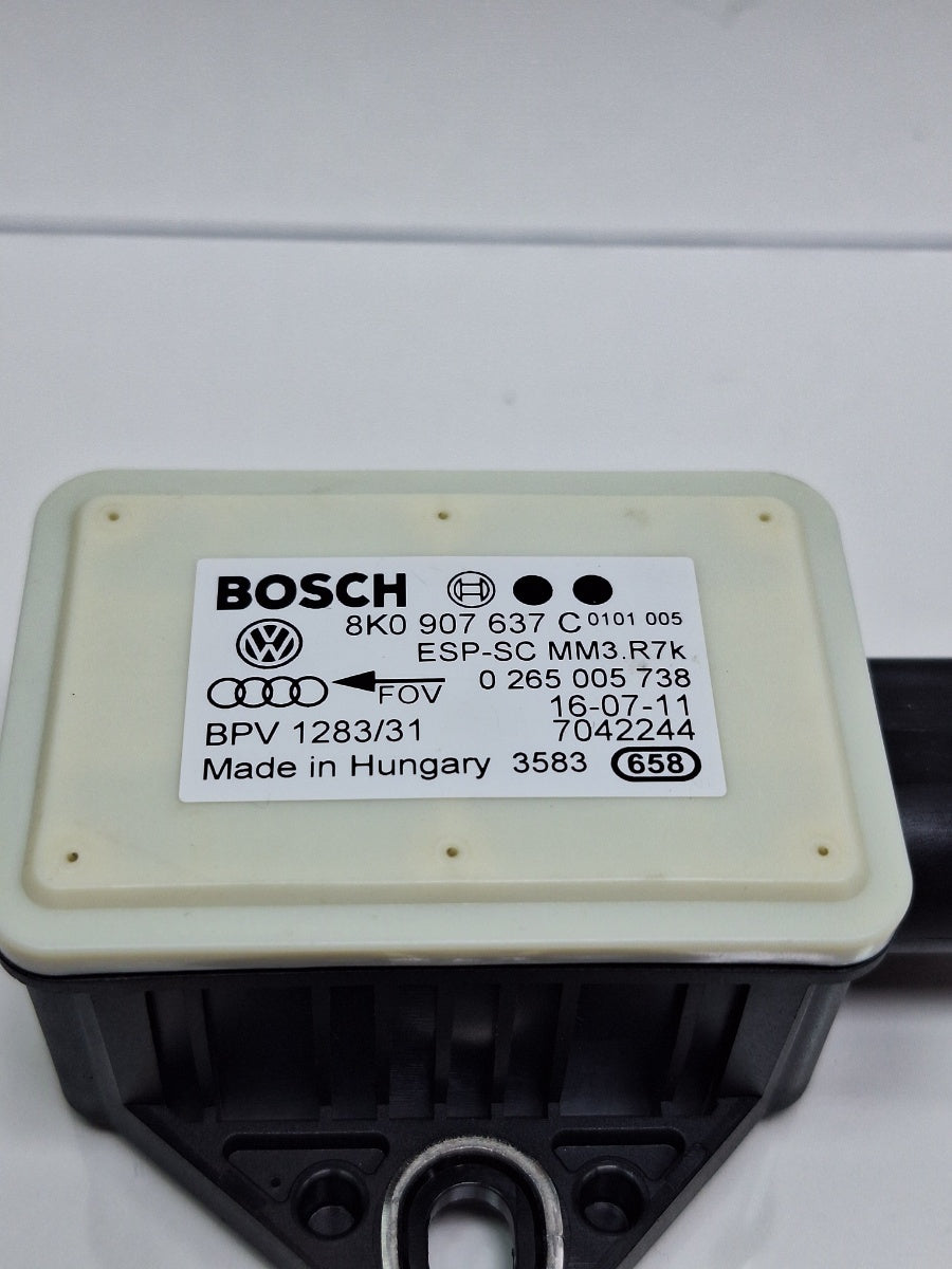 Senzor ESP de viteza la viraje AUDI Q5 8RB 2008 -> 2.0 TDI quattro CAHA, CGLB, CMGA BOSCH 0265005738 8K0907637C