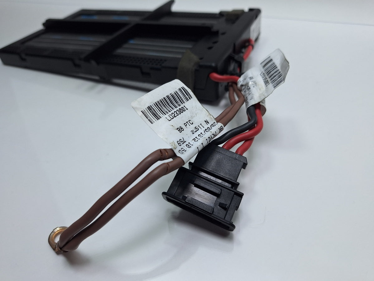 Rezistenta electrica bord AUDI Q5 8RB 2008 -> 2.0 TDI quattro CAHA, CGLB, CMGA MAHLE LF494001 8K0819011FX