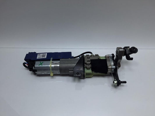Motor ridicare hayon/portbagaj dreapta AUDI Q5 8RB 2008 -> 2.0 TDI quattro CAHA, CGLB, CMGA 8R0827852