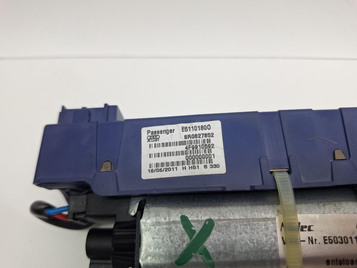 Motor ridicare hayon/portbagaj dreapta AUDI Q5 8RB 2008 -> 2.0 TDI quattro CAHA, CGLB, CMGA 8R0827852