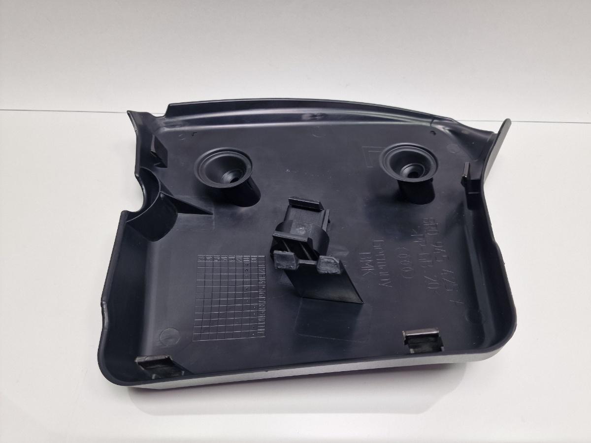 Ornament stop stanga AUDI Q5 8RB 2008 -> 2.0 TDI quattro CAHA, CGLB, CMGA 8R0945425A