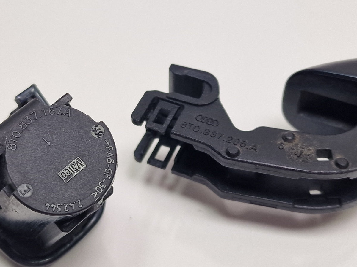 Maner exterior portiera LX5R AUDI Q5 8RB 2008 -> 2.0 TDI quattro 8T0837205A