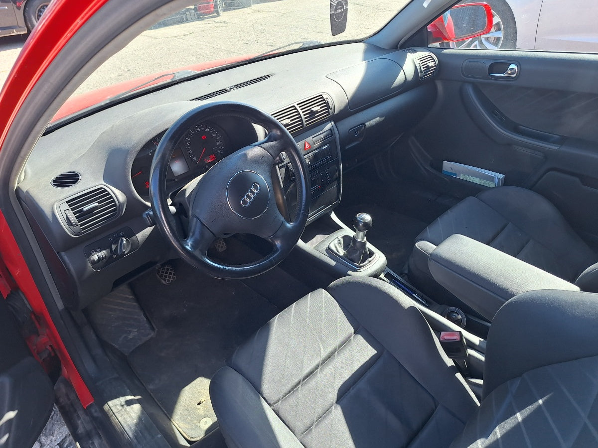Dezmembrez AUDI A3 8L1 2001 1.9 TDI ASZ 96KW|130HP