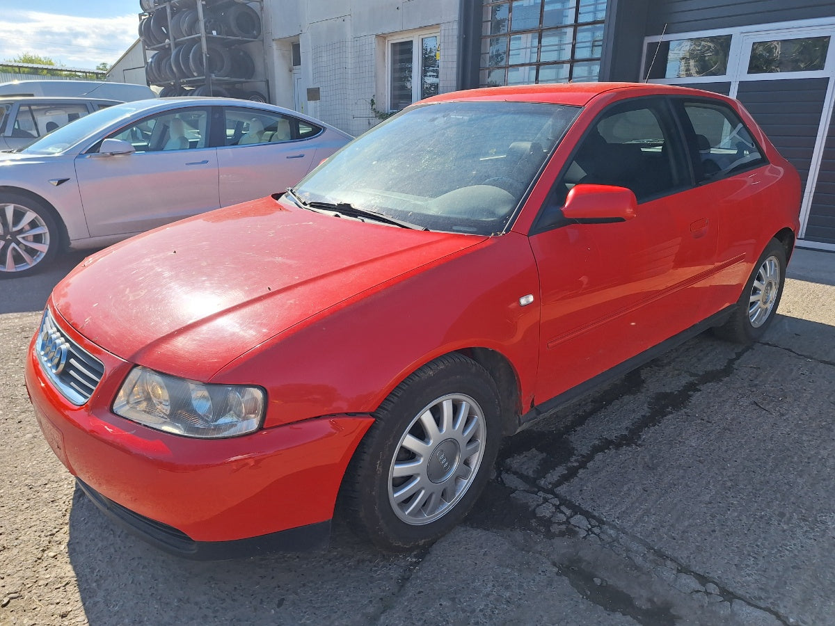 Dezmembrez AUDI A3 8L1 2001 1.9 TDI ASZ 96KW|130HP