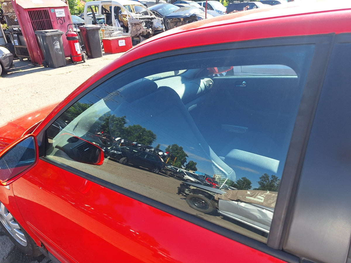 Geam portieră față (coupé) AUDI A3 8L1 2001 1.9 TDI ASZ 96KW|130HP 2001