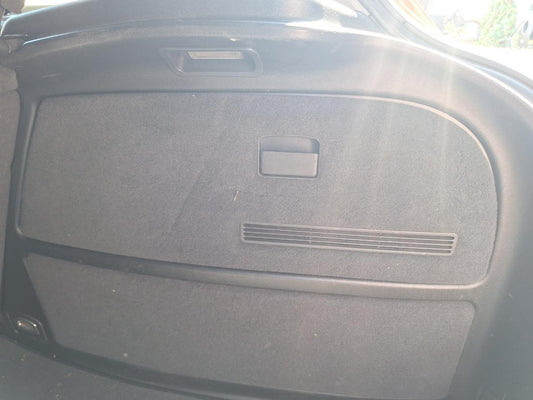 Capac panou capitonaj lateral portbagaj dreapta spate AUDI A3 8L1 1996 - 2006 1.9 TDI ASZ 8L0863990A