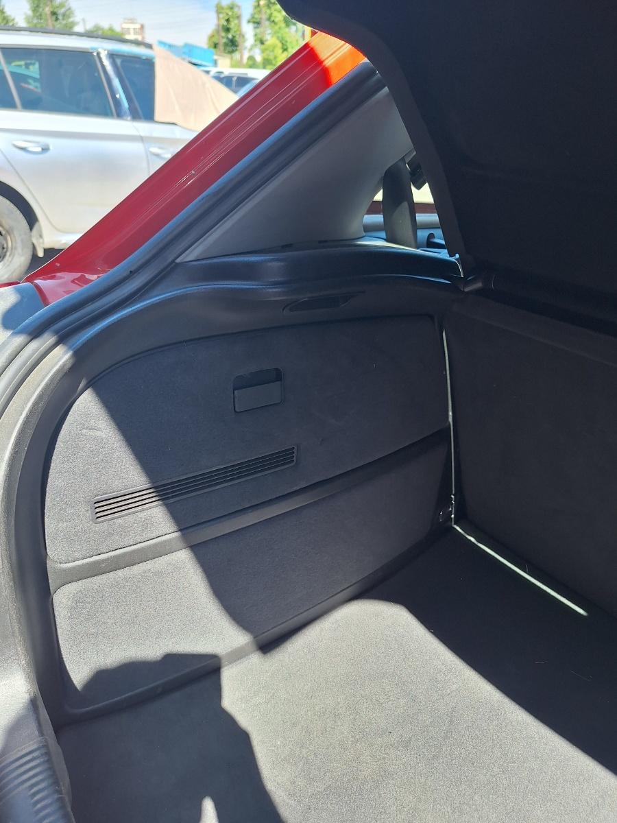 Capac panou capitonaj lateral portbagaj stanga spate AUDI A3 8L1 1996 - 2006 1.9 TDI ASZ 8L0863989B