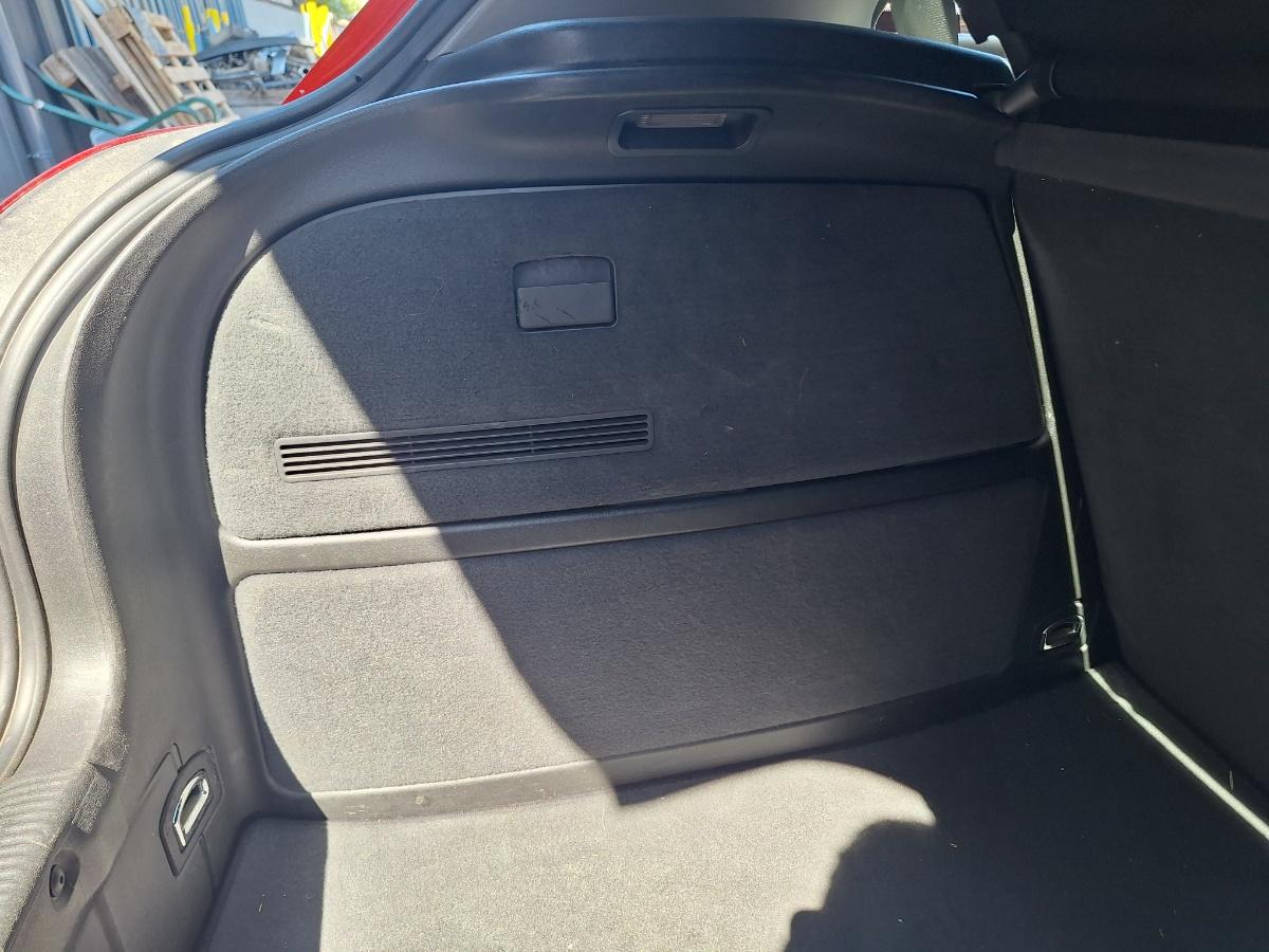 Panou capitonaj lateral portbagaj stanga AUDI A3 8L1 1996 - 2006 1.9 TDI ASZ