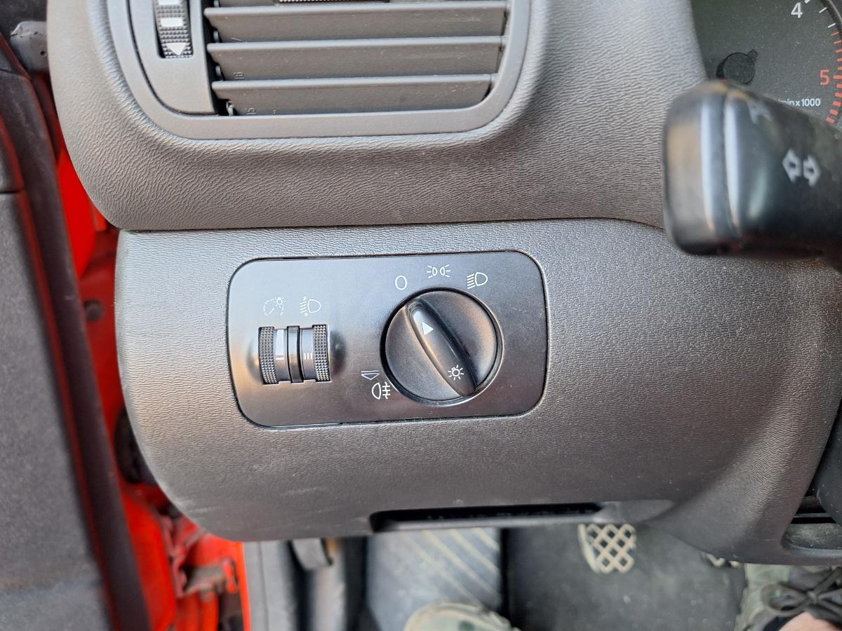 Bloc lumini AUDI A3 8L1 1996 - 2006 1.9 TDI ASZ