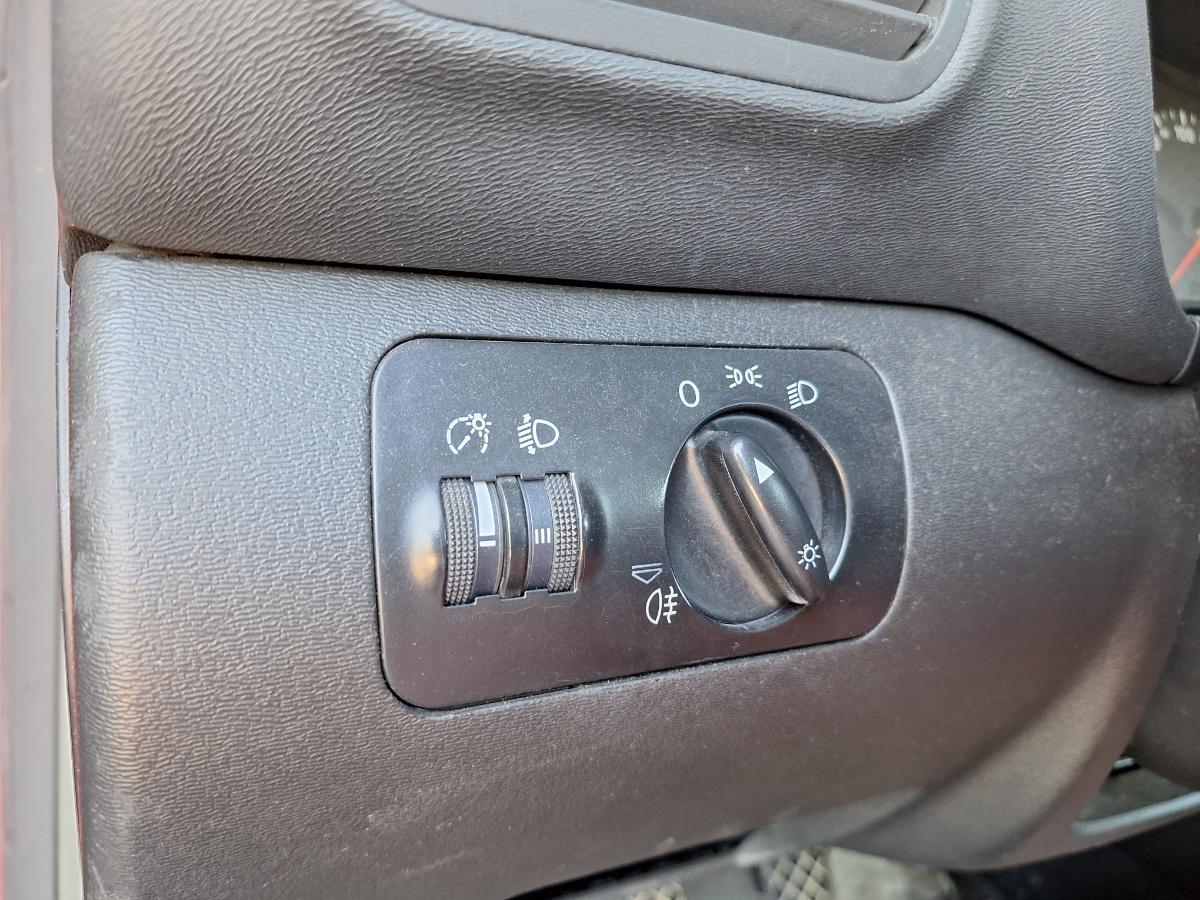 Bloc lumini AUDI A3 8L1 1996 - 2006 1.9 TDI ASZ