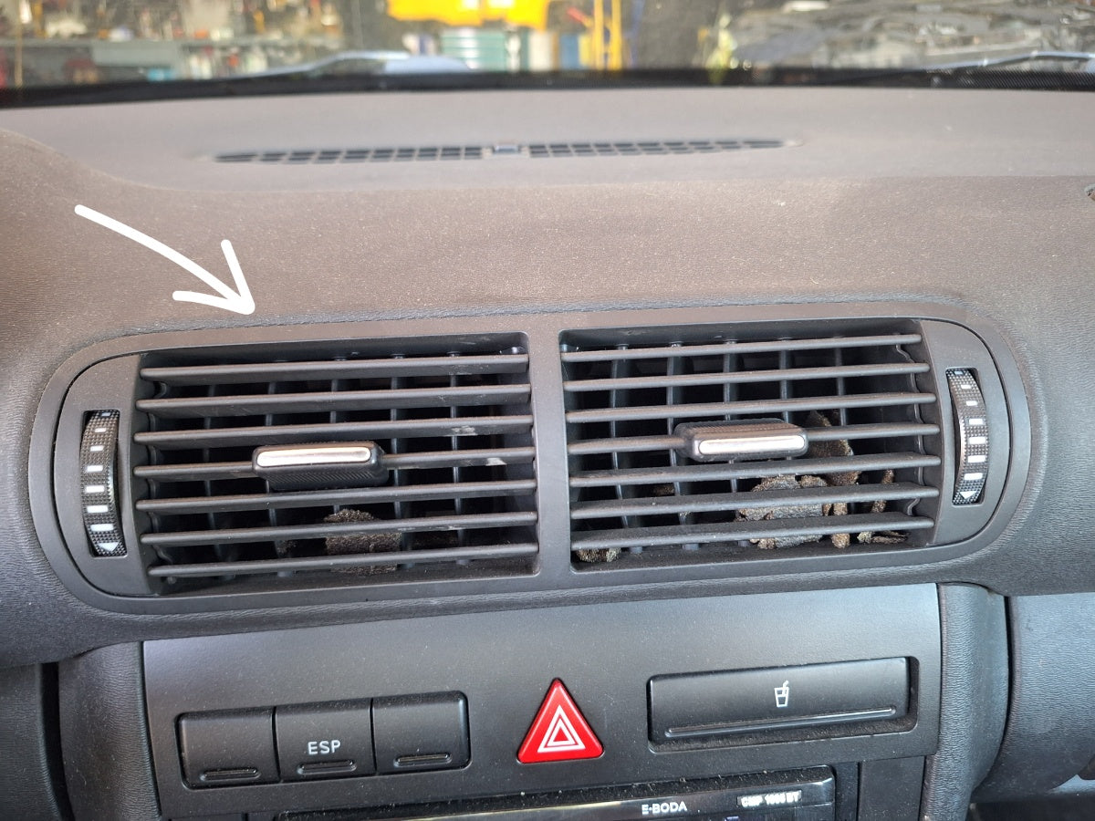 Grila de ventilatie bord centrala AUDI A3 8L1 1996 - 2006 1.9 TDI ASZ