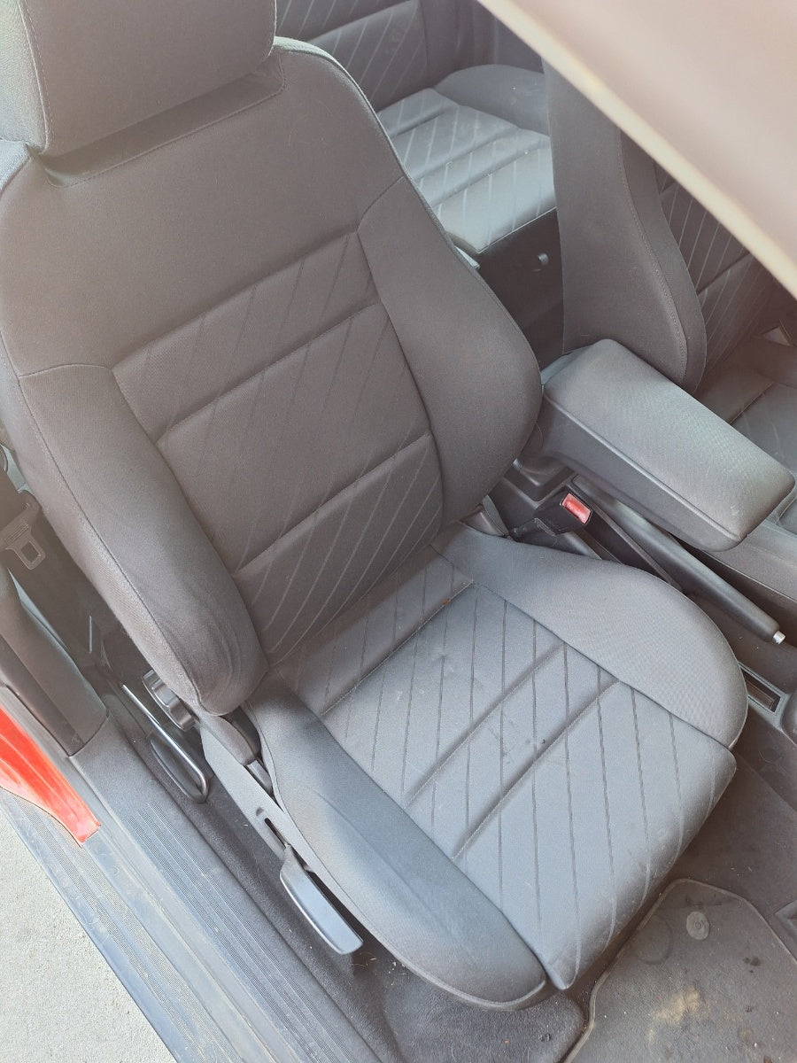 Scaun fata, pasager dreapta AUDI A3 8L1 1996 - 2006 1.9 TDI ASZ