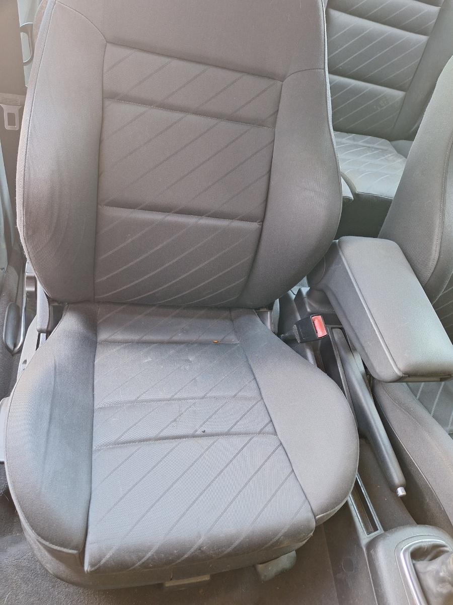 Scaun fata, pasager dreapta AUDI A3 8L1 1996 - 2006 1.9 TDI ASZ