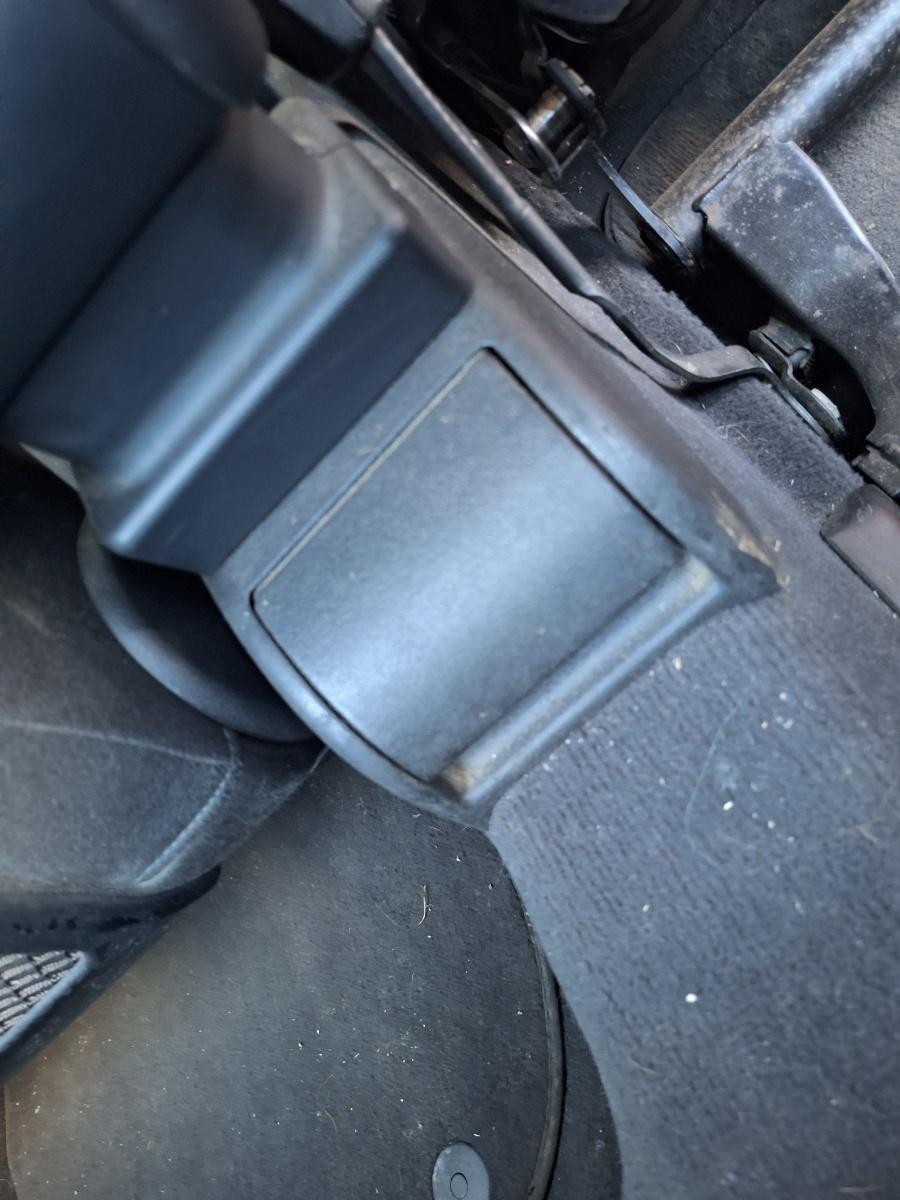 Scrumiera (spate) AUDI A3 8L1 1996 - 2006 1.9 TDI ASZ