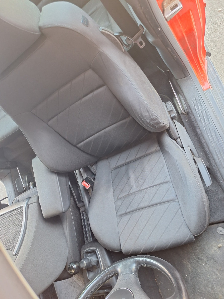 Scaun fata, sofer stanga AUDI A3 8L1 1996 - 2006 1.9 TDI ASZ