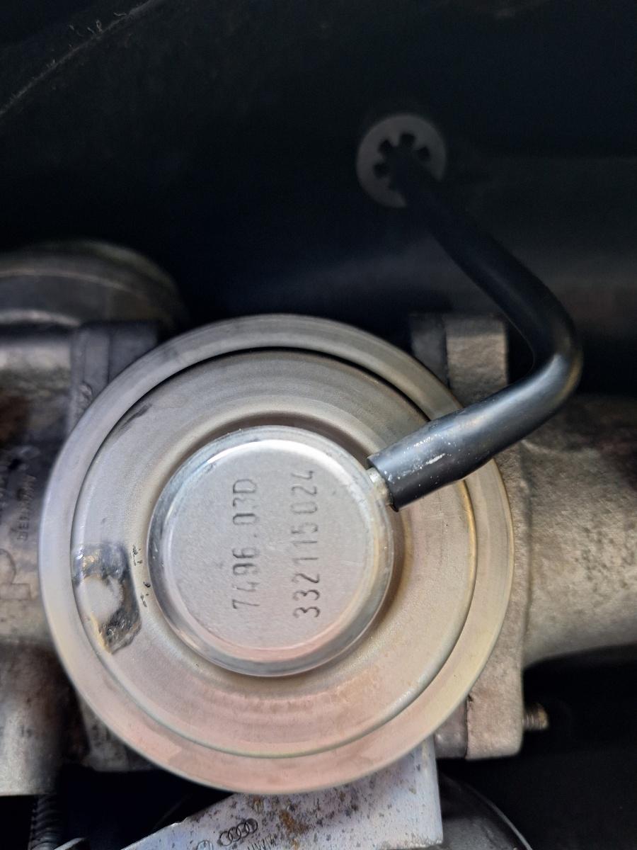 Supapa EGR VOLKSWAGEN GOLF V 1K1 2003 - 2009 1.9 TDI BKC, BLS, BXE