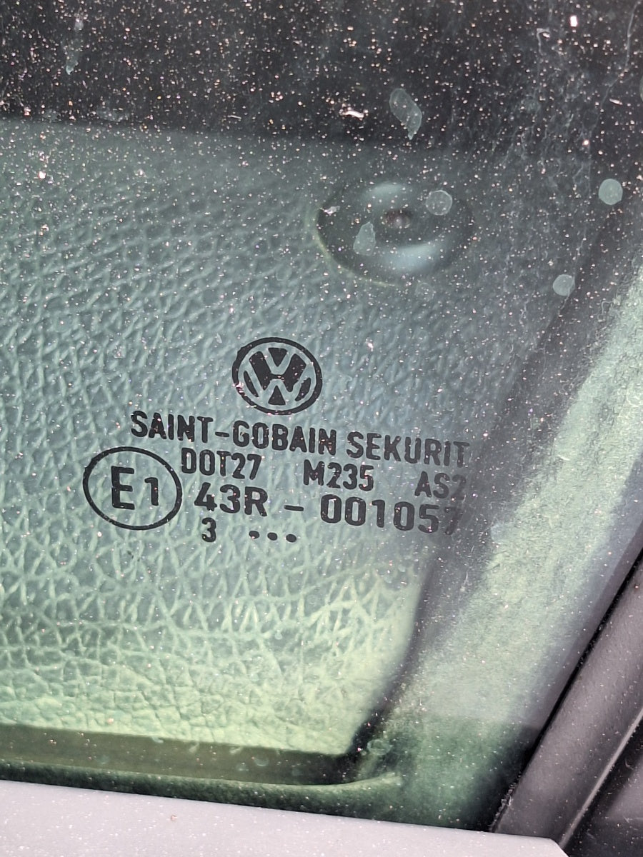Geam portiera fata (coupé) stanga VOLKSWAGEN GOLF V 1K1 2003 - 2009 1.9 TDI BKC, BLS, BXE SAINT-GOBAIN 43R-001057