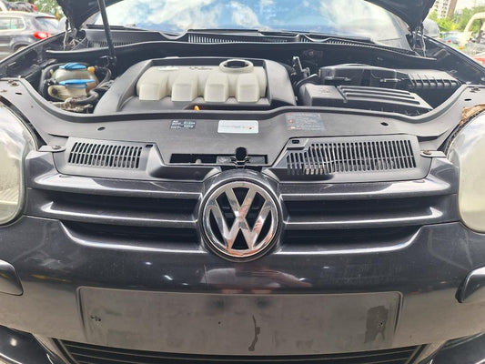 Grila superioara radiator bara de protectie fata VOLKSWAGEN GOLF V 1K1 2003 - 2009 , negru LC9Z