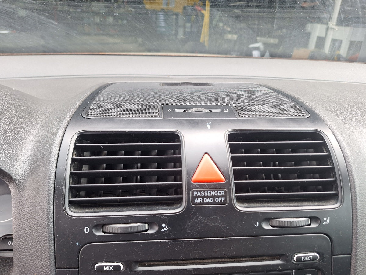 Grila de ventilatie bord centrala VOLKSWAGEN GOLF V 1K1 2003 - 2009 1.9 TDI BKC, BLS, BXE