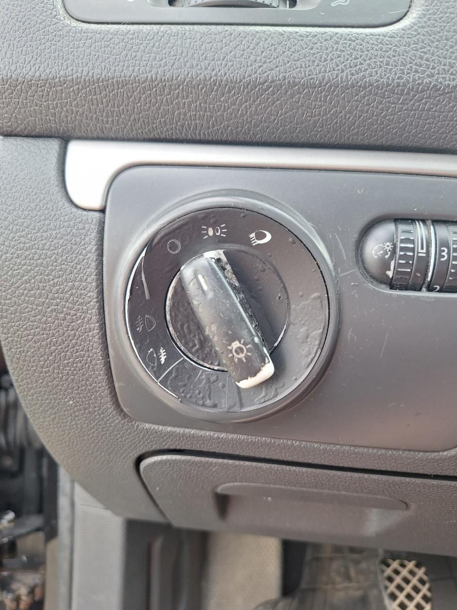 Bloc lumini VOLKSWAGEN GOLF V 1K1 2003 - 2009 1.9 TDI BKC, BLS, BXE