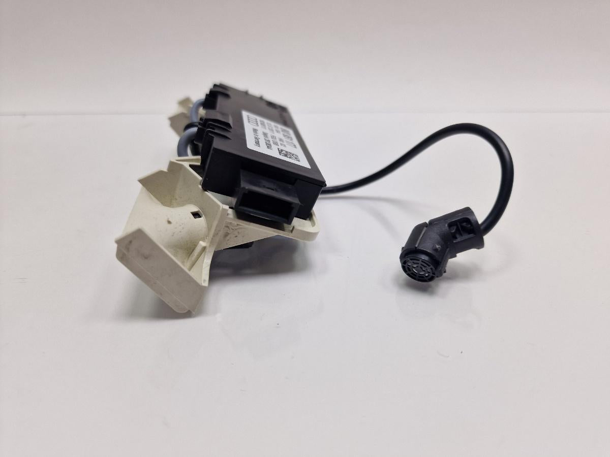 Microfon (bluetooth/telefon) AUDI Q5 8RB 2008 -> 2.0 TDI quattro CAHA, CGLB, CMGA 8K0951177