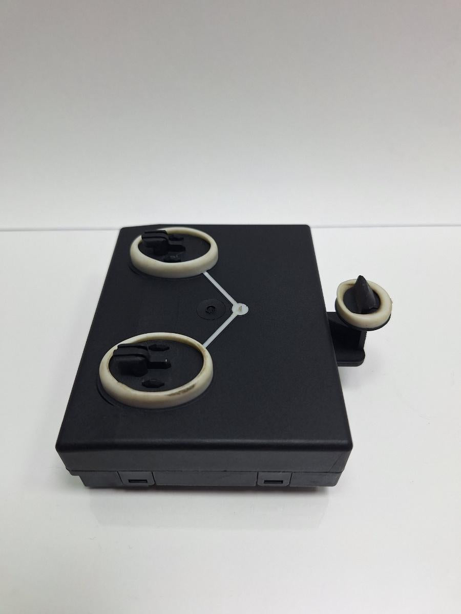 Modul/unitate de control portiera dreapta spate AUDI Q5 8RB 2008 -> 2.0 TDI quattro CAHA, CGLB, CMGA 8K0959795F
