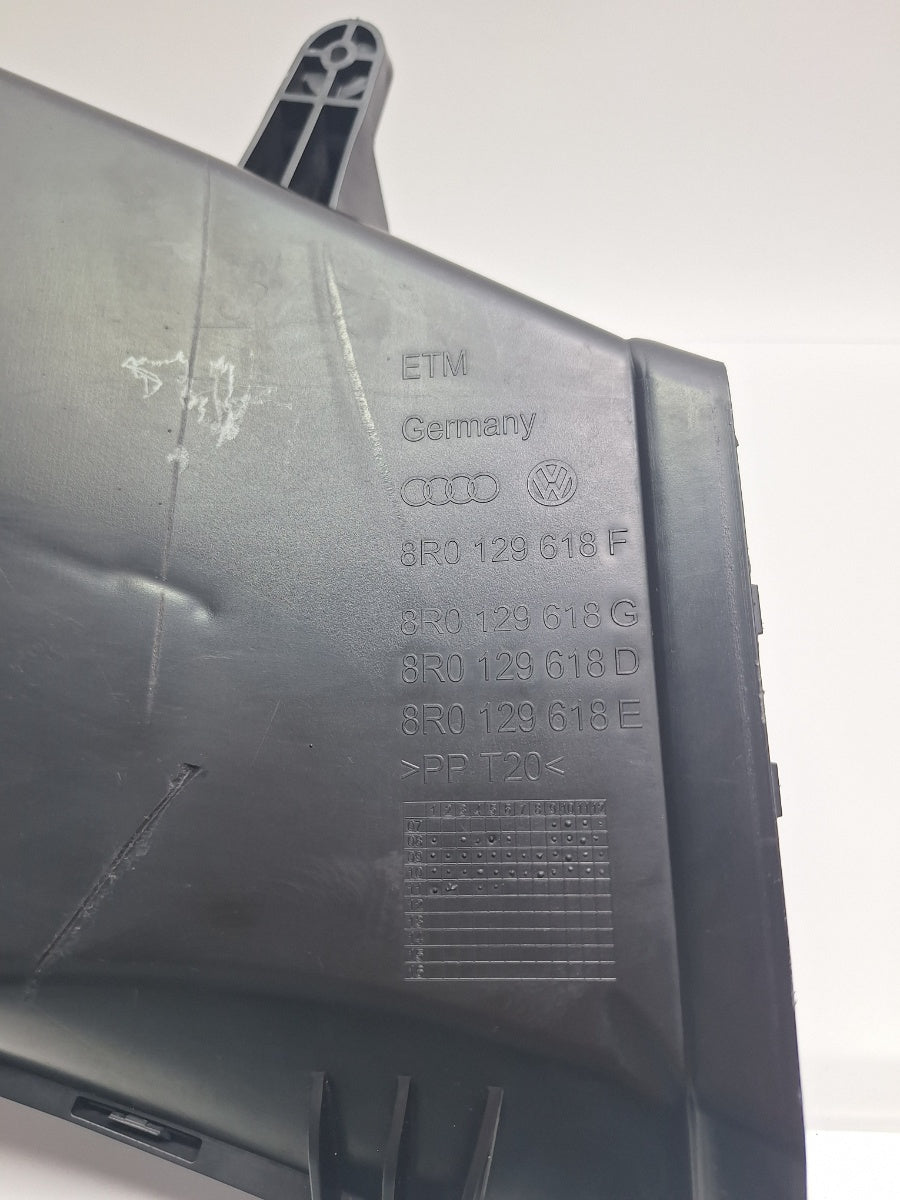 Rezonator admisie AUDI Q5 8RB 2008 -> 2.0 TDI quattro CAHA, CGLB, CMGA 8R0129618F