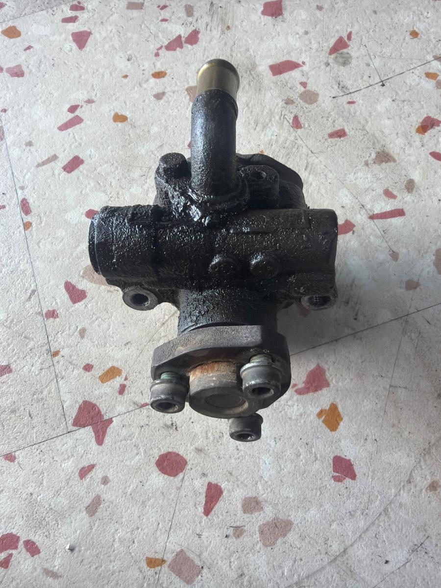Pompa servodirectie VOLKSWAGEN TRANSPORTER V Box 7HA, 7HH, 7EA, 7EH 2003 -> 1.9 TDI BRR