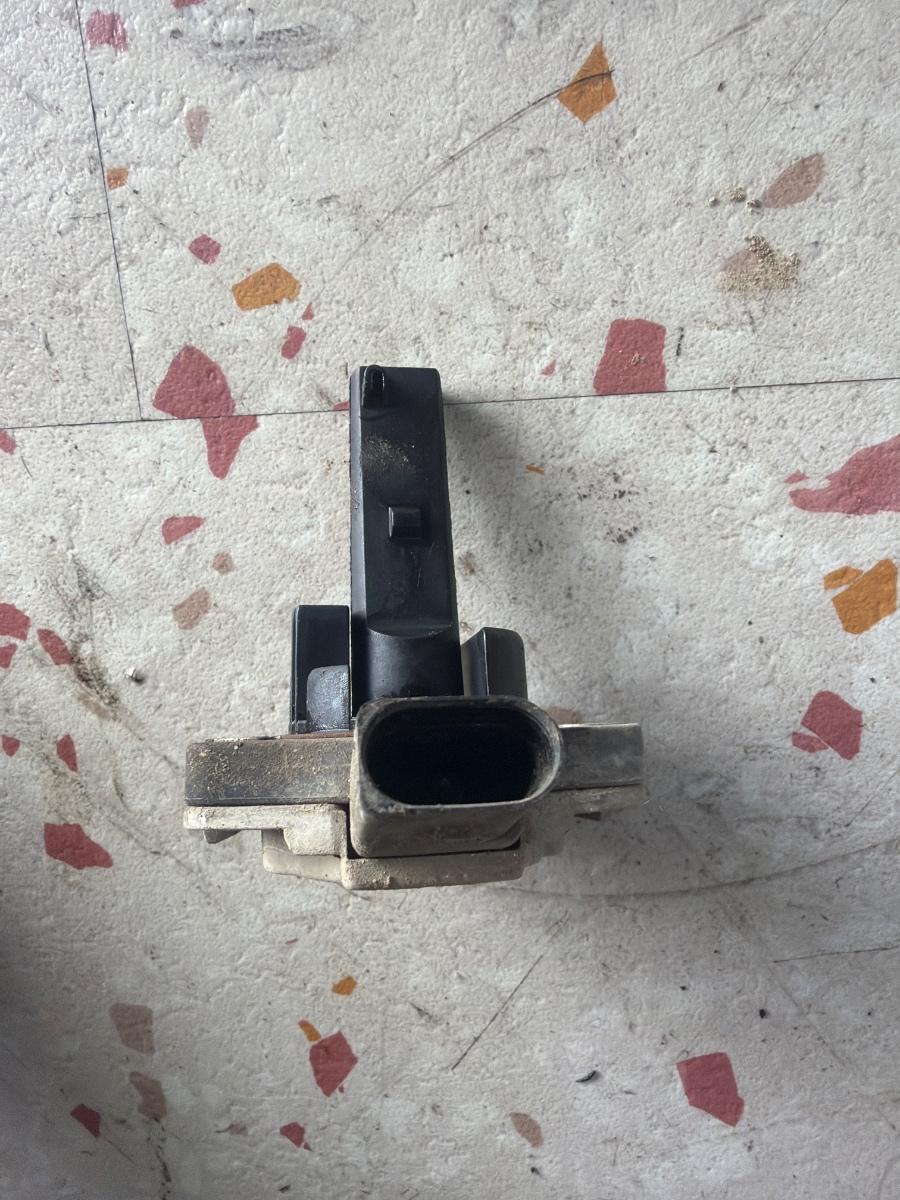 Senzor nivel ulei VOLKSWAGEN SHARAN 7M8, 7M9, 7M6 1995 - 2010 1.9 TDI AUY, BVK