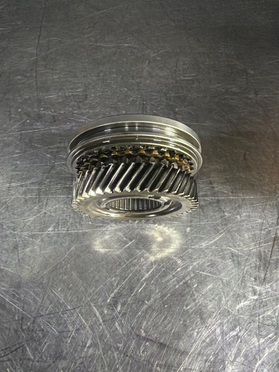 Pinion treapta a 5-a VOLKSWAGEN TRANSPORTER V Bus 7HB, 7HJ, 7EB, 7EJ, 7EF, 7EG, 7HF, 1.9 TDI BRS 02Z311361A