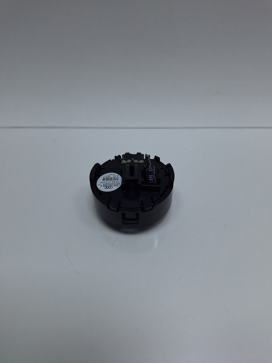 Difuzor de inalta frecventa portiera fata BANG&OLUFSEN AUDI Q5 8RB 2008 -> 2.0 TDI quattro 8R0035399B