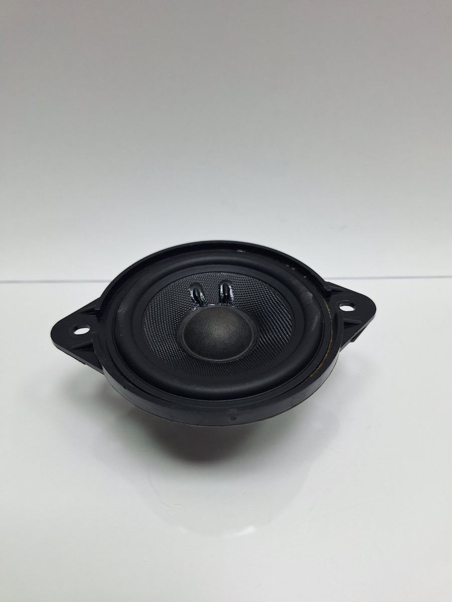 Difuzor panou lateral BANG&OLUFSEN AUDI Q5 8RB 2008 -> 2.0 TDI quattro CAHA, CGLB, CMGA 8R0035416