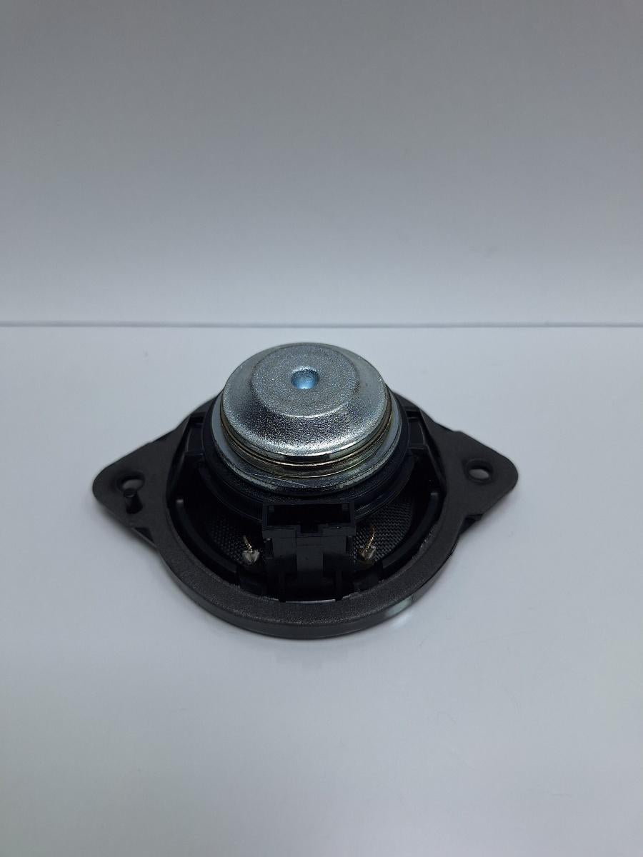 Difuzor panou lateral BANG&OLUFSEN AUDI Q5 8RB 2008 -> 2.0 TDI quattro CAHA, CGLB, CMGA 8R0035416