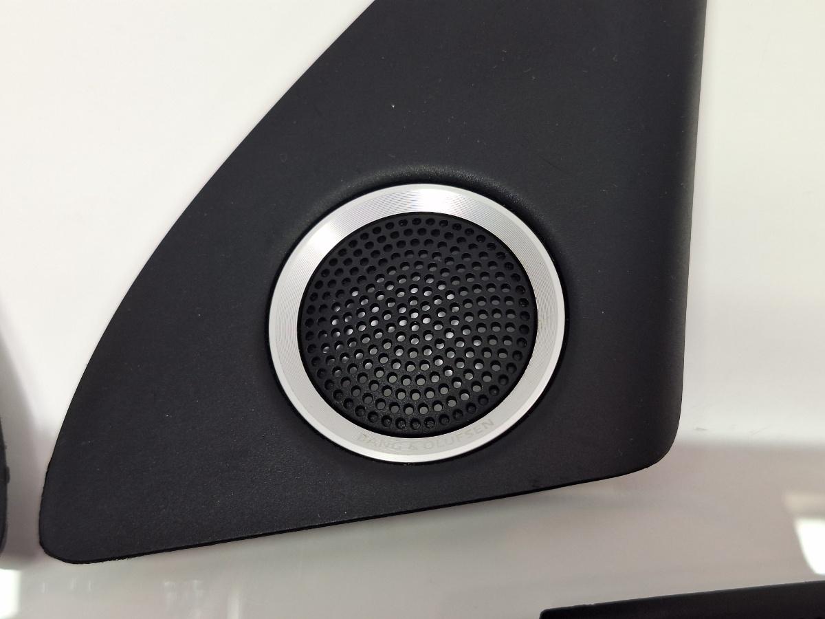 Set capace difuzoare BANG&OLUFSEN AUDI Q5 8RB 2008 -> 2.0 TDI quattro 8R0857227A