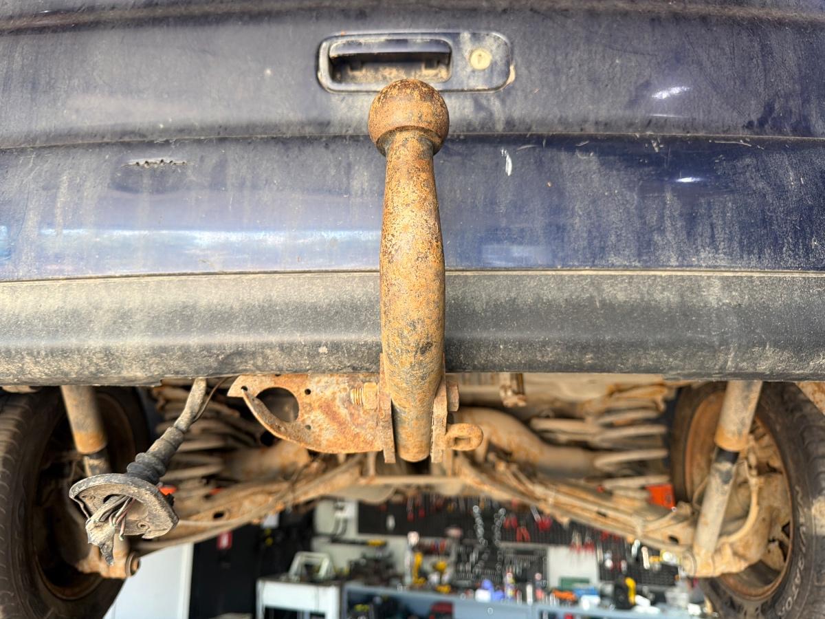 Carlig de remorcare SEAT ALHAMBRA 7V8, 7V9 1996 - 2010 1.9 TDI AUY, BVK