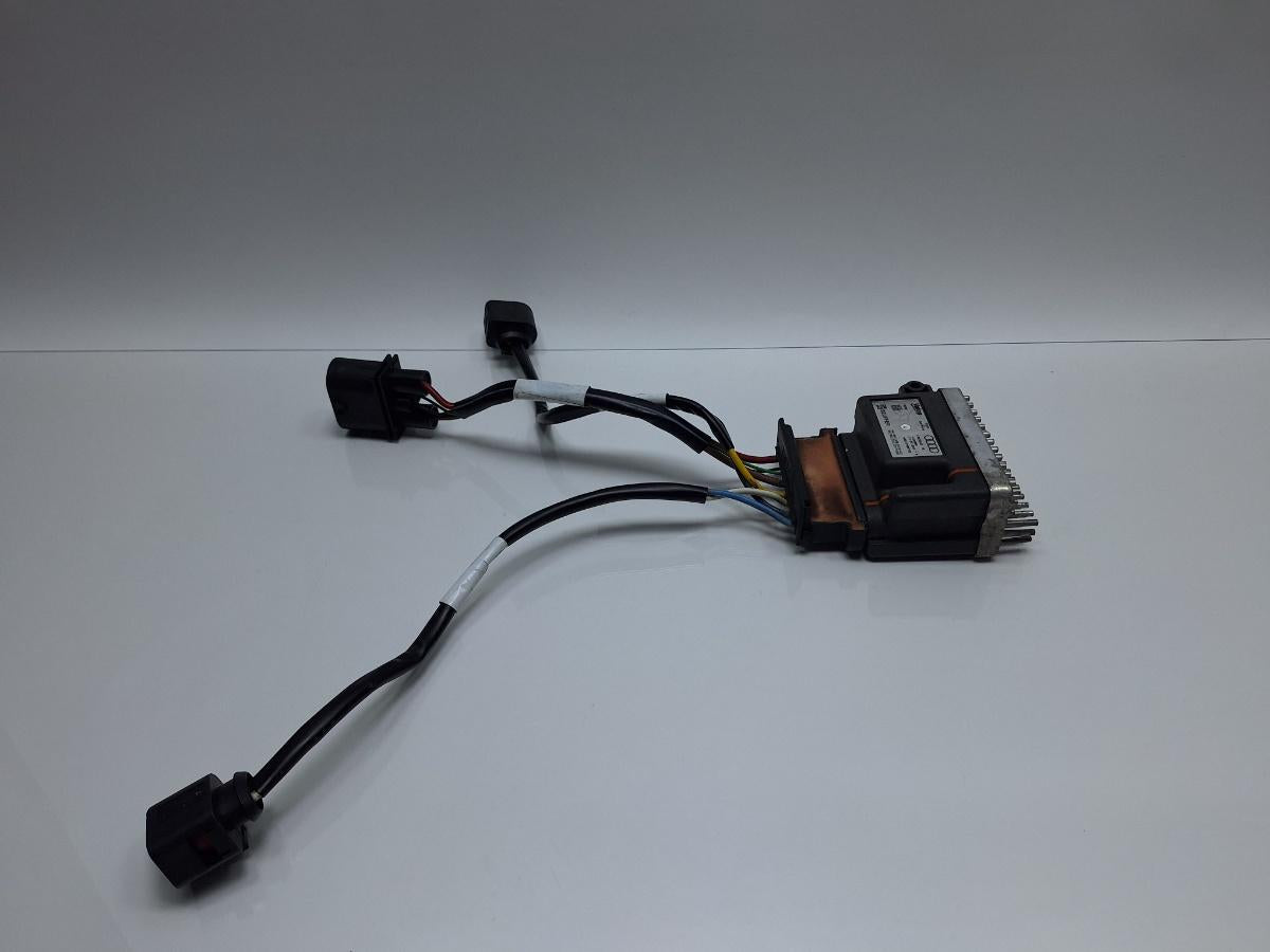 Releu ventilator lichid de racire AUDI Q5 8RB 2008 -> 2.0 TDI quattro CAHA, CGLB, CMGA Valeo 989460D 8K0959501E