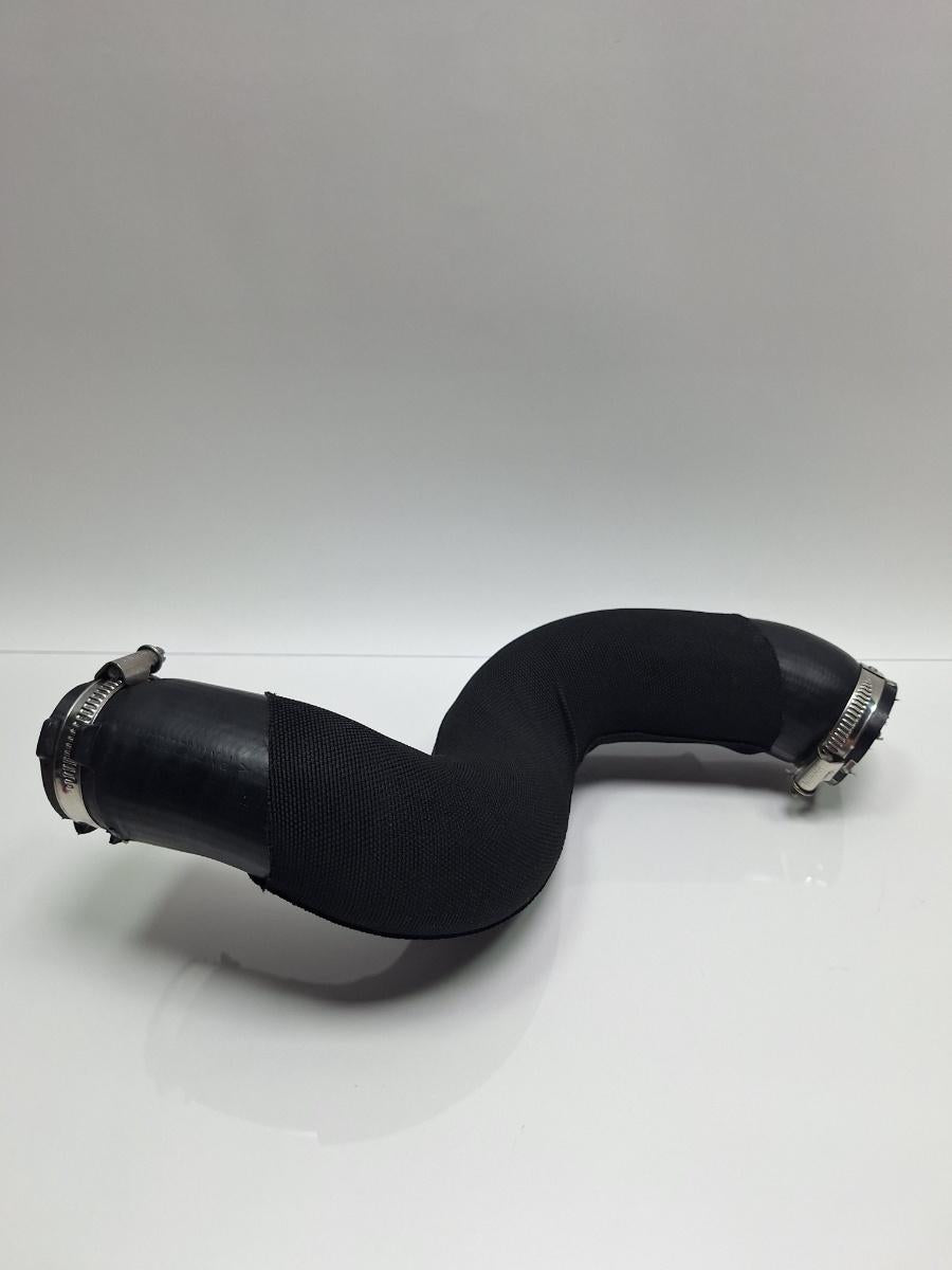 Furtun intercooler AUDI Q5 8RB 2008 -> 2.0 TDI quattro CAHA, CGLB, CMGA 8R0145737J