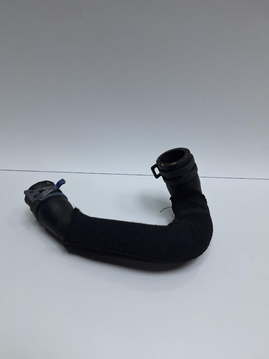 Furtun apa AUDI Q5 8RB 2008 -> 2.0 TDI quattro CAHA, CGLB, CMGA 8R0121448J