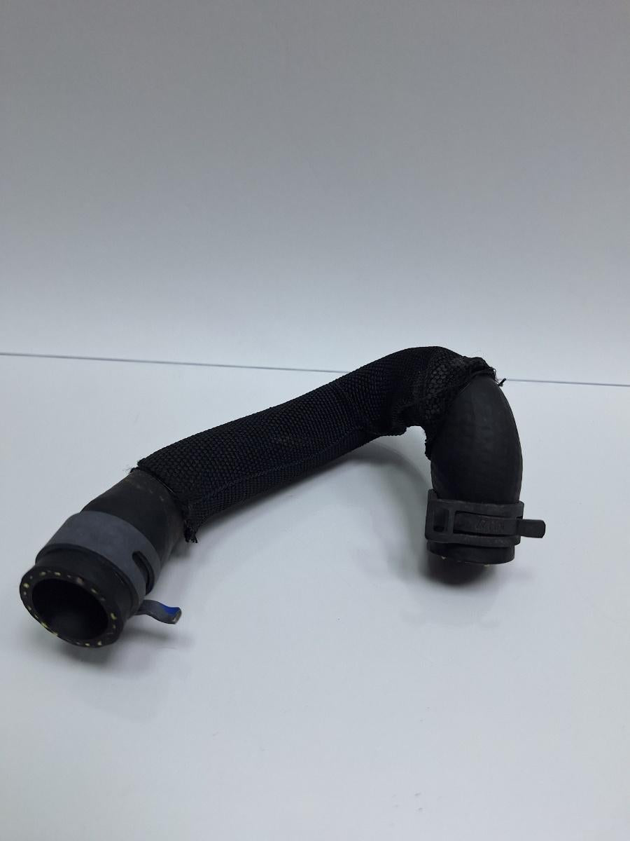 Furtun apa AUDI Q5 8RB 2008 -> 2.0 TDI quattro CAHA, CGLB, CMGA 8R0121448J
