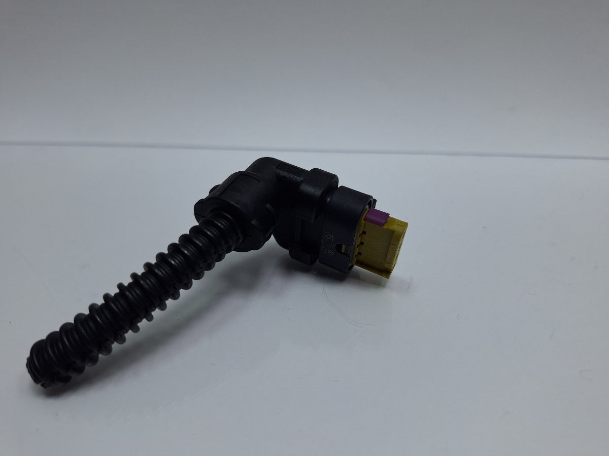 Mufa conector 4 pini AUDI Q5 8RB 2008 -> 2.0 TDI quattro CAHA, CGLB, CMGA 4H0973704C