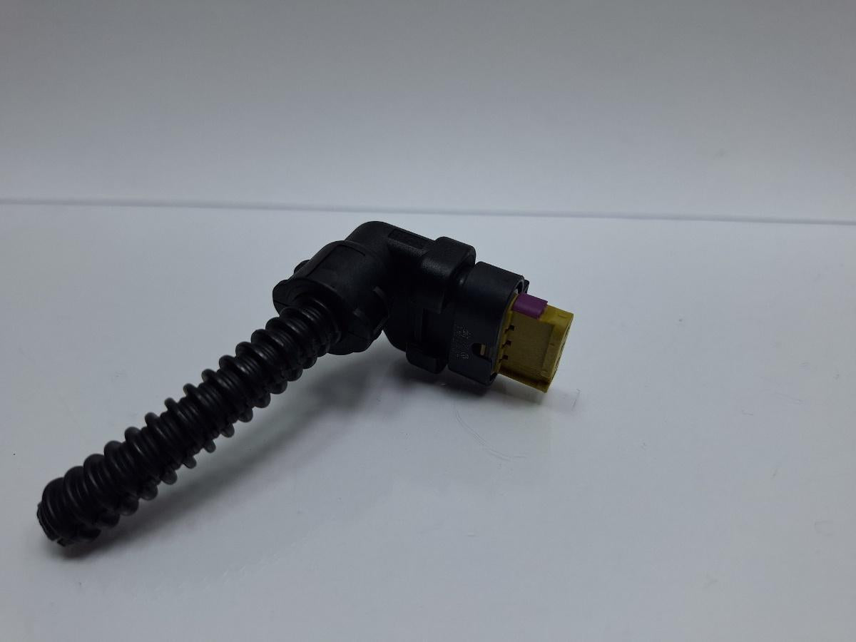 Mufa conector 4 pini AUDI Q5 8RB 2008 -> 2.0 TDI quattro CAHA, CGLB, CMGA 4H0973704C