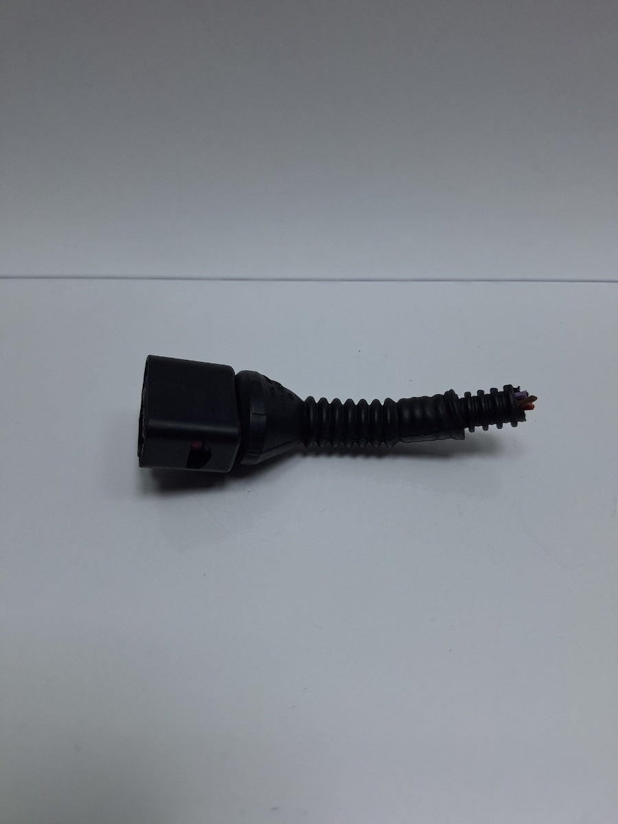 Mufa conector 4 pini AUDI Q5 8RB 2008 -> 2.0 TDI quattro CAHA, CGLB, CMGA 8K0973704B
