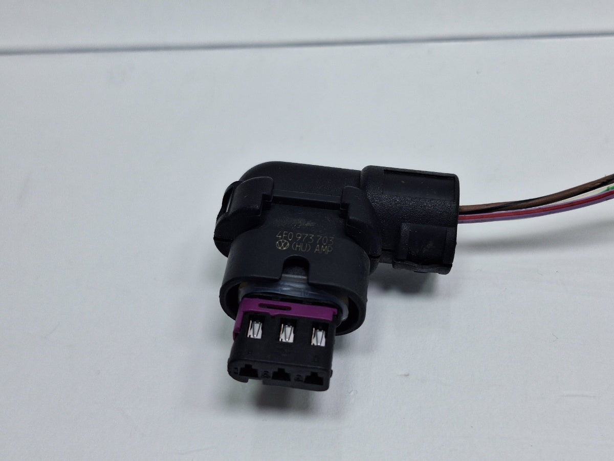 Mufa conector 3 pini AUDI Q5 8RB 2008 -> 2.0 TDI quattro CAHA, CGLB, CMGA 4F0973703