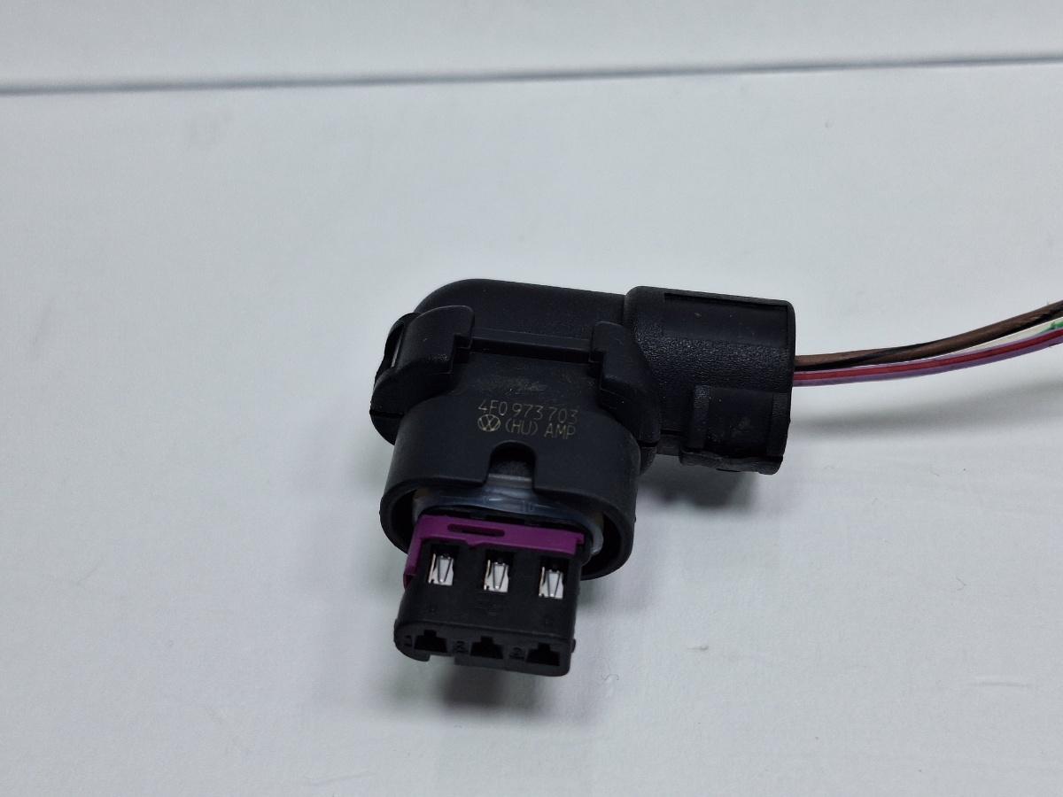 Mufa conector 3 pini AUDI Q5 8RB 2008 -> 2.0 TDI quattro CAHA, CGLB, CMGA 4F0973703
