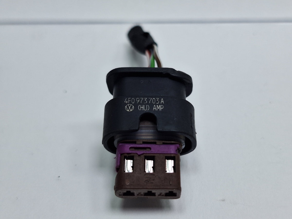Mufa conector 3 pini AUDI Q5 8RB 2008 -> 2.0 TDI quattro CAHA, CGLB, CMGA 4F0973703A