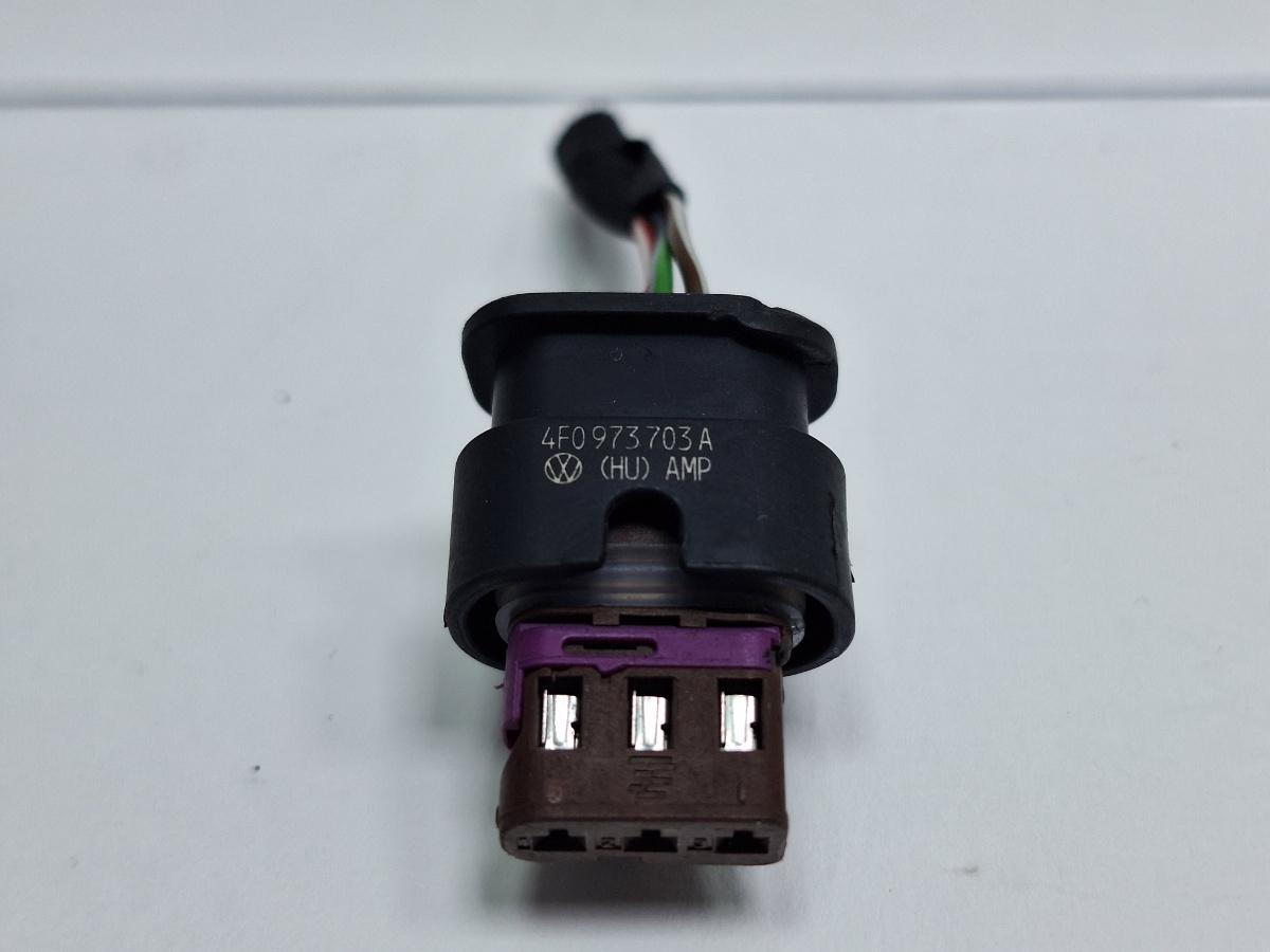 Mufa conector 3 pini AUDI Q5 8RB 2008 -> 2.0 TDI quattro CAHA, CGLB, CMGA 4F0973703A