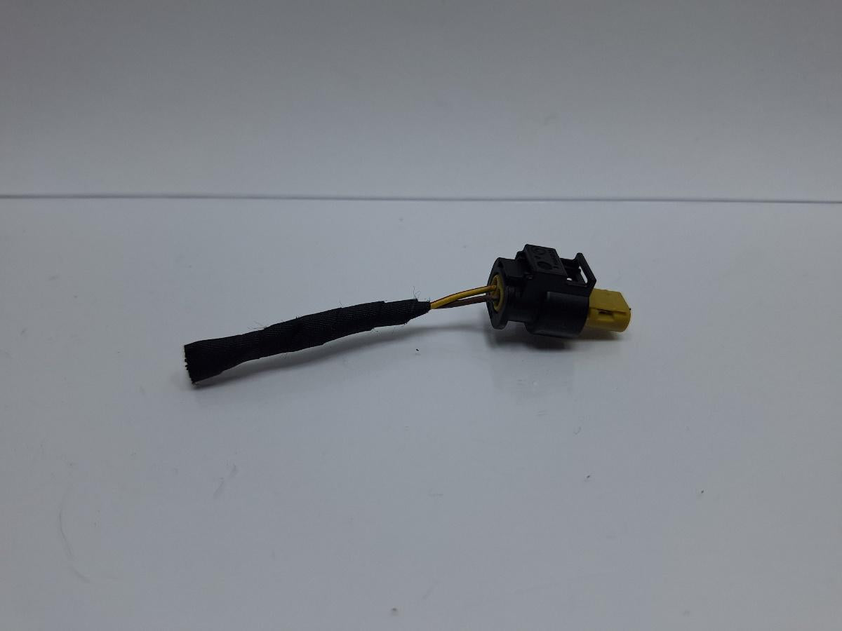 Mufa conector 2 pini AUDI Q5 8RB 2008 -> 2.0 TDI quattro CAHA, CGLB, CMGA 4F0973202
