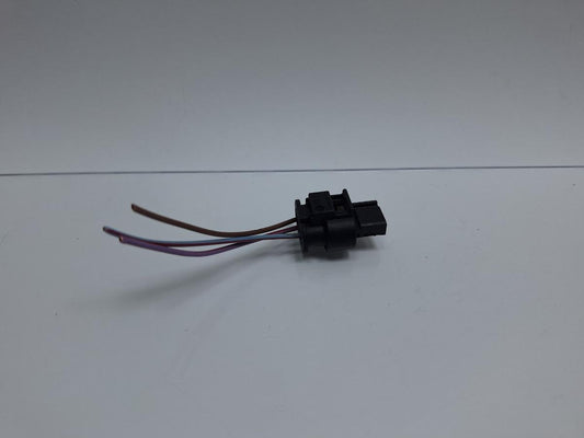 Mufa conector 3 pini AUDI Q5 8RB 2008 -> 2.0 TDI quattro CAHA, CGLB, CMGA 3C0973203