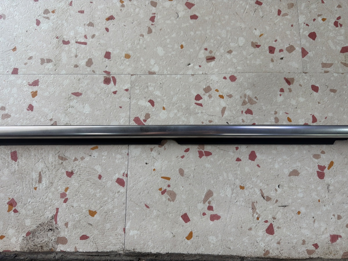 Perie geam portiera spate dreapta VOLKSWAGEN TIGUAN 5N_ 2007 - 2015 5N0839476D